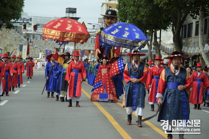 2019 정조대왕 능행차 모습.<사진=수원문화재단>