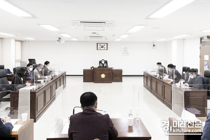 김포시의회가 4월 월례회의를 진행하고 있다.<사진=김포시의회>
