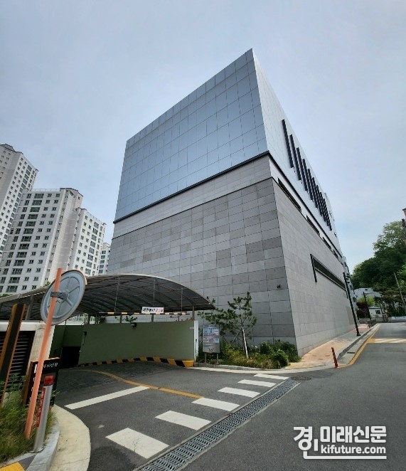 안양시 박달복합청사 부설주차장 입구 모습. <사진=안양도시공사>