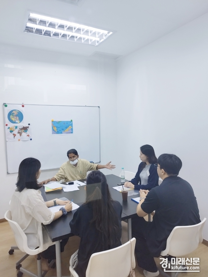 경청스타즈 현지 활동 모습. <사진=경기도>