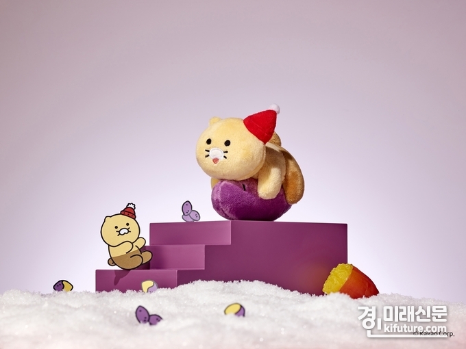 CGV X 카카오프렌즈 춘식이 인형키링 모습. <사진=CGV>