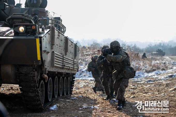 지난해 실시한 11기동사단 장병들의 혹한기 훈련 모습. <사진=11기동사단>