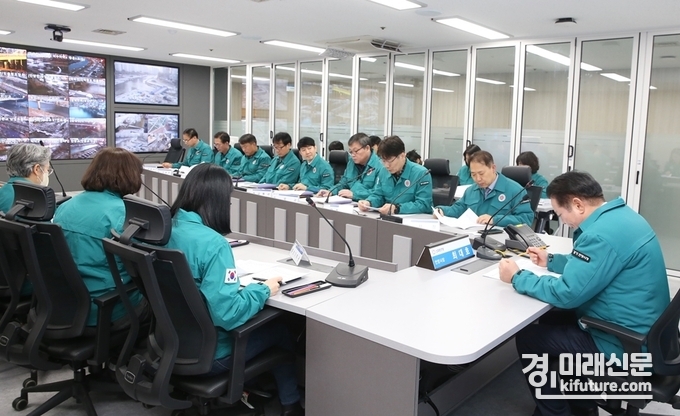 안양시가 재난안전상황 회의를 진행하고 있다. <사진=안양시>