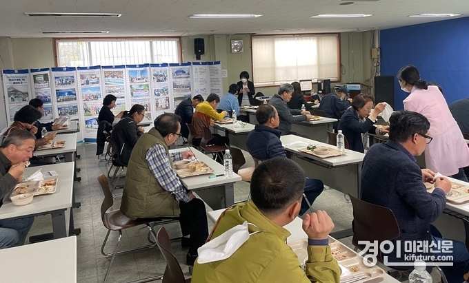 안산시가 ‘당뇨식사 체험교실’을 진행하고 있다. <사진=안산시>