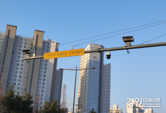 공해차량 운행제한 단속카메라. <사진=인천시>