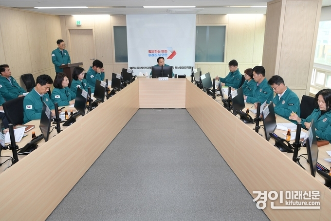 오산시가 여름철 자연재난 사전대비 추진보고회를 진행하고 있다. <사진=오산시>