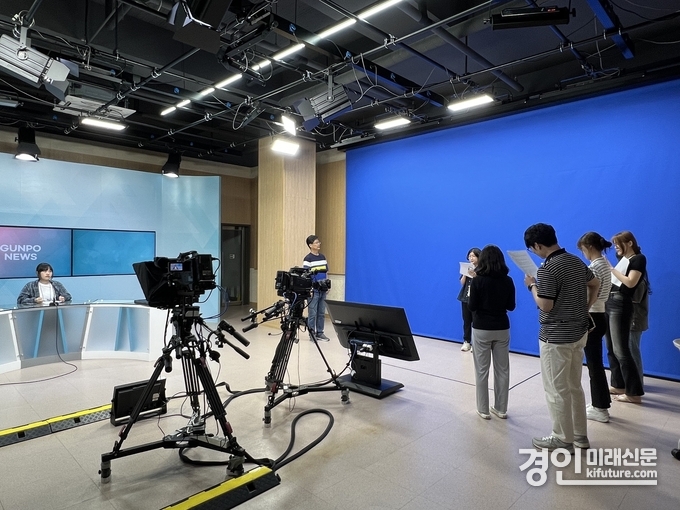 군포시가 지난 11일 군포시미디어센터에서 ‘군포의왕교육지원청 초·중등 신규교사 직무연수’를 실시하고 있다. <사진=군포시>