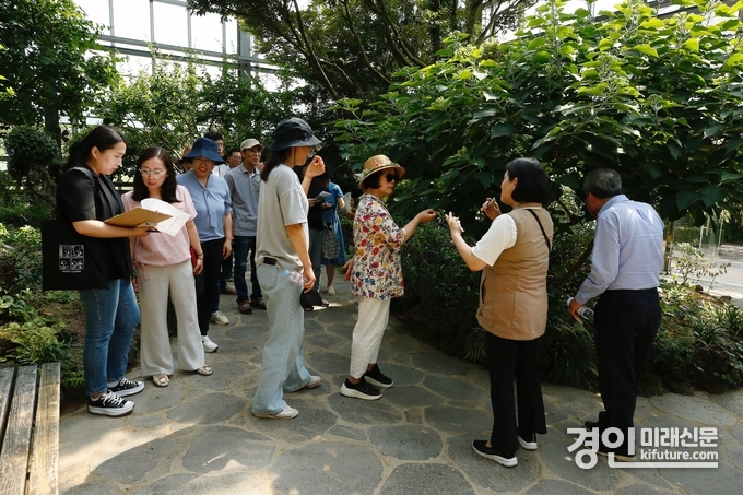 화성시가 보타닉가든 시민계획단 프로그램을 진행하고 있다. <사진=화성시>