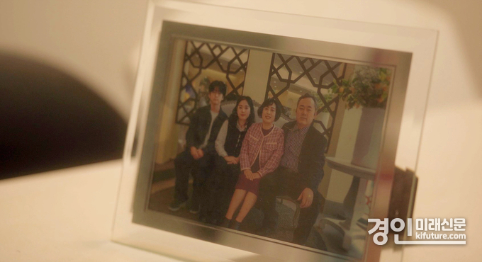 제3회 수원 평등가족 영상공모전에서 최우수 작품으로 선정된 김상혁 作 ‘그리고 나는 지금 부엌에 있다’ 작품. <사진=수원도시공사 >