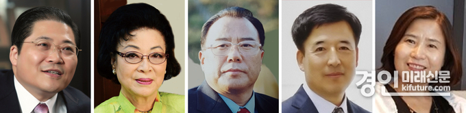 왼쪽부터 황순원시인상 소강석 시인, 작가상 김선주 소설가, 문인상 대상 박문재 시인, 문인상 우수상 김기상 수필가, 문인상 우수상 소영민 시인. <사진=양평군>