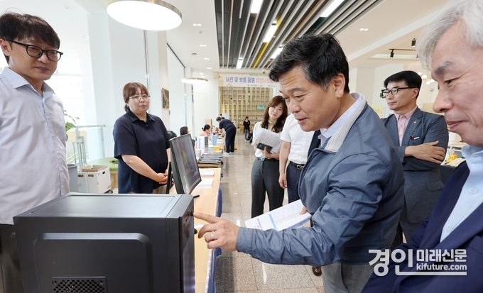 인천시 남동구가 중증장애인생산품 우선구매 홍보 및 전시회를 개최하고 있다. <사진=남동구>