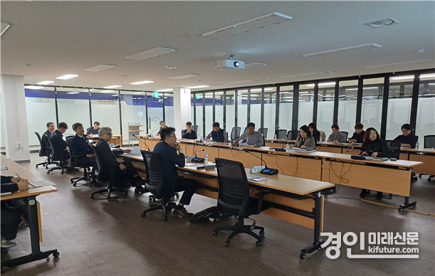 인천광역시가 ‘간선급행버스체계(BRT) 기본구상 및 타당성 조사 용역’ 착수 보고회를 열고 있다. <사진=인천시>