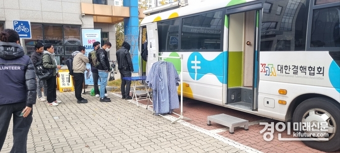 시흥시가 외국인을 대상 무료 결핵 검진을 실시하고 있다. <사진=시흥시>