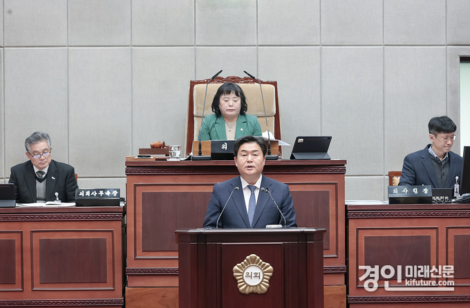 임병택 시흥시장이 제323회 시흥시의회 제2차 정례회에서 시정연설을 하고 있다. <사진=시흥시>