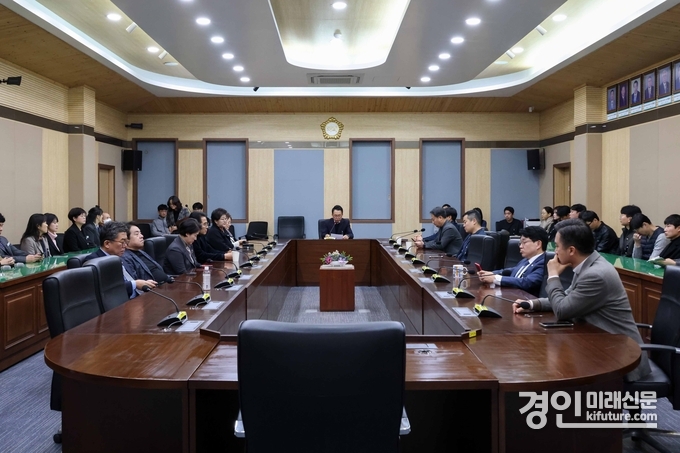 평택시의회가 2025년 시무식을 열고 있다. <사진=평택시의회>