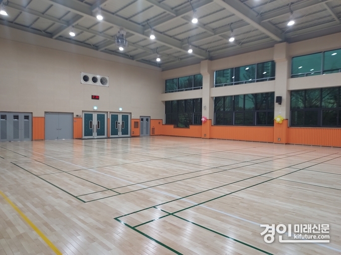 부천부곡초등학교 체육관 모습. <사진=부천시>