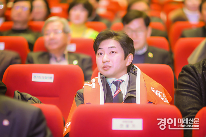 화성특례시의회 문화복지위원회 김종복 위원장. <사진=화성시의회>