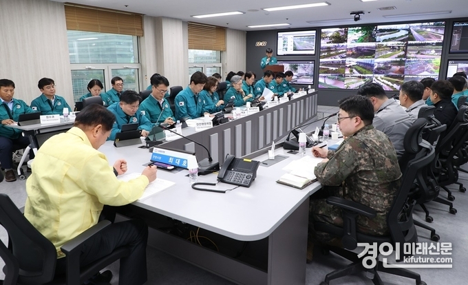 안양시가 여름철 자연재난 예방대책 보고회를 개최하고 있다. <사진=안양시>