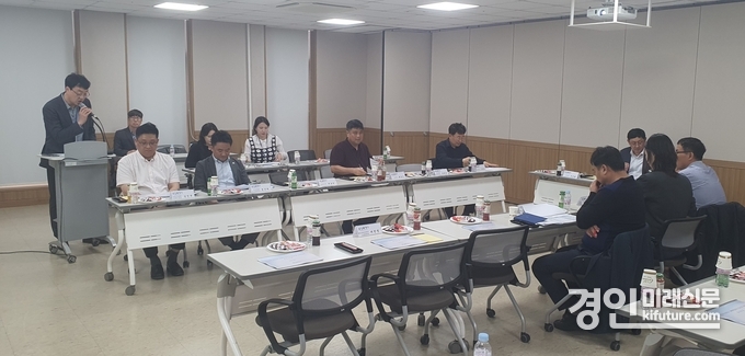 화성특례시가 지난 13일 모두누림센터에서 2024년 화성시 교통혼잡지구 조사 및 기본설계 용역 중간보고회를 열고 있다. <사진=화성시>