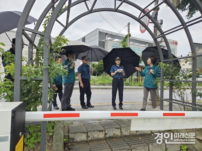 여주시-여주경찰서가 여름철 자연재난 대비 합동점검을 실시하고 있다. <사진=여주시>