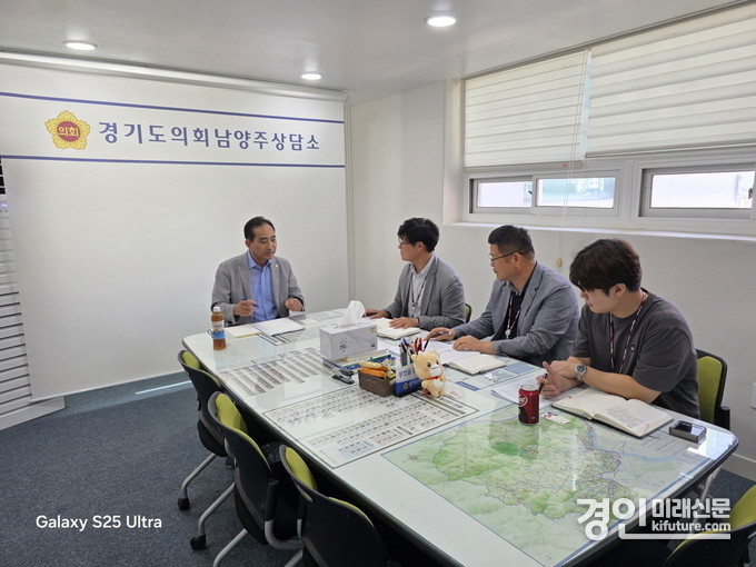김창식 경기도의원이 학교 절수설비 및 절수기기 의무 설치와 관련해 예산 부담과 과태료 발생을 사전에 차단하기 위한 경기도·교육청·지자체 공동 대응 강화를 촉구하고 있다. <사진=경기도의원>