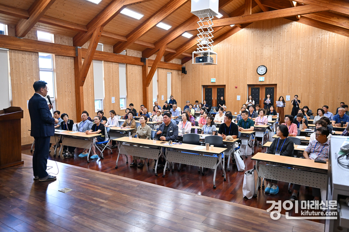 양평군이 제1회 양평환경학교 수료식을 개최하고 있다. <사진=양평군>