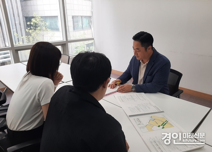 광명시가 ‘재개발·재건축 정비사업 상담 창구’를 운영하고 있다. <사진=광명시>