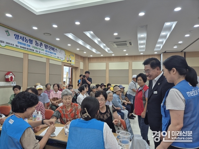 양평군이 농촌 왕진버스 사업을 실시하고 있다. <사진=양평군>