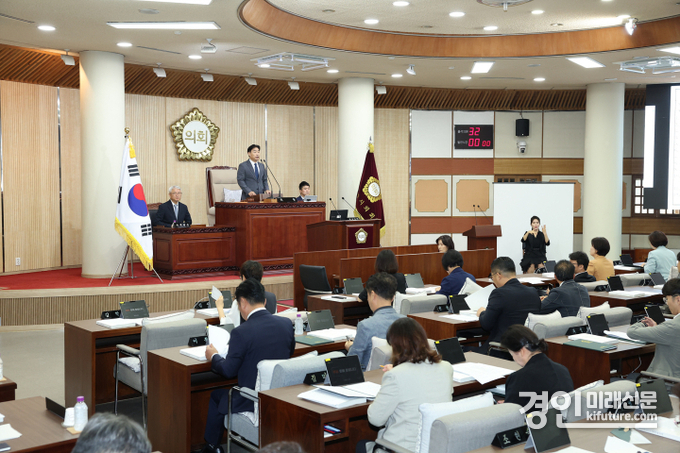 고양시의회가 297회 본회의를 열고 있다. <사진=고양시의회>