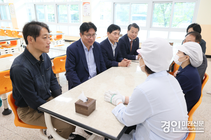 도성훈 인천교육감이 중대재해 예방 안전점검을 실시하고 있다. <사진=인천교육청>