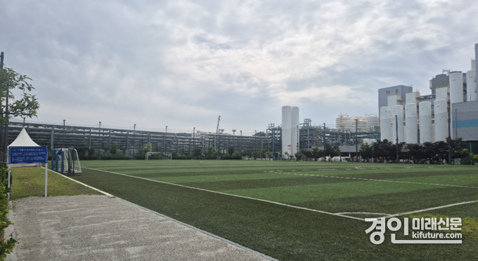 이천시 신규 닥터헹기 인계점으로 지정된 SK하이닉스 축구장. <사진=이천시>