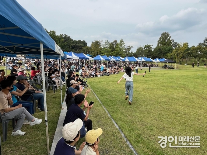 평택시가 2025 제19회 평택예술제 행사를 진행하고 있다. <사진=평택시>