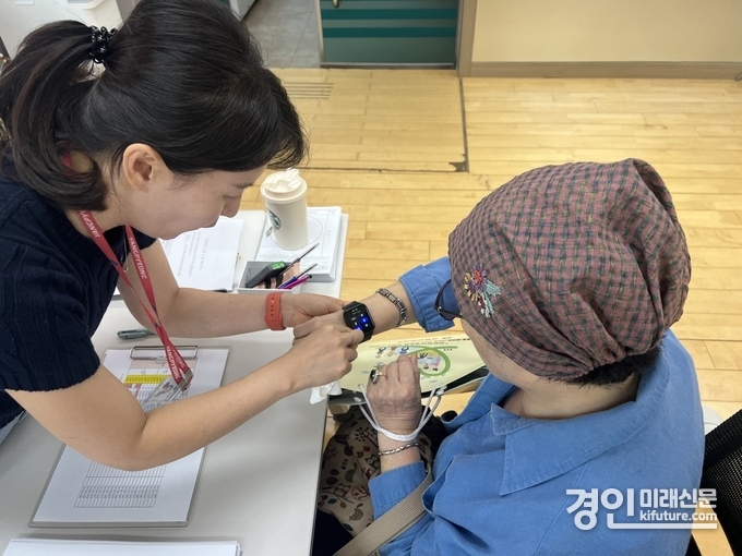 양평군이 AI · IoT기반 어르신 건강관리사업을 실시하고 있다. <사진=양평군>