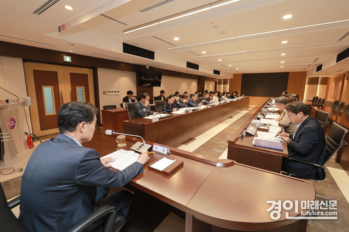 군포시가 2026년도 주요업무계획 보고회를 열고 있다. <사진=군포시>