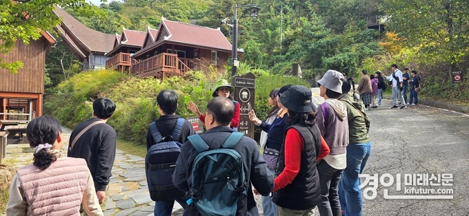 안양시가 지난 24일 특별한 가을 나들이 다함께 꿈꾸는 세상을 진행하고 있다. <사진=안양시>