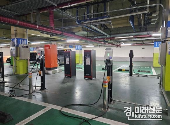평촌지하주차장 화재질식소화포 설치 모습. <사진=안양시>