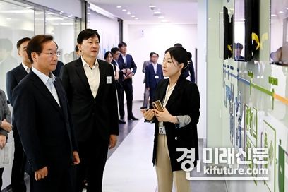 인천시는 삼성바이오로직스 찾아 상호 협력방안을 논의하고 있다. <사진=인천시>
