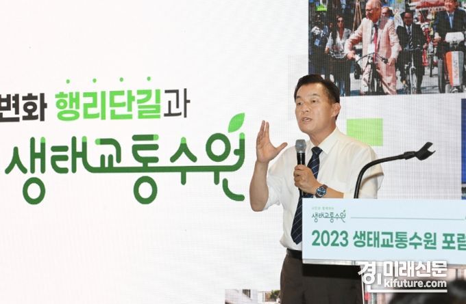 이재준 수원특례시장이 특별연설을 하고 있다. <사진=수원시>