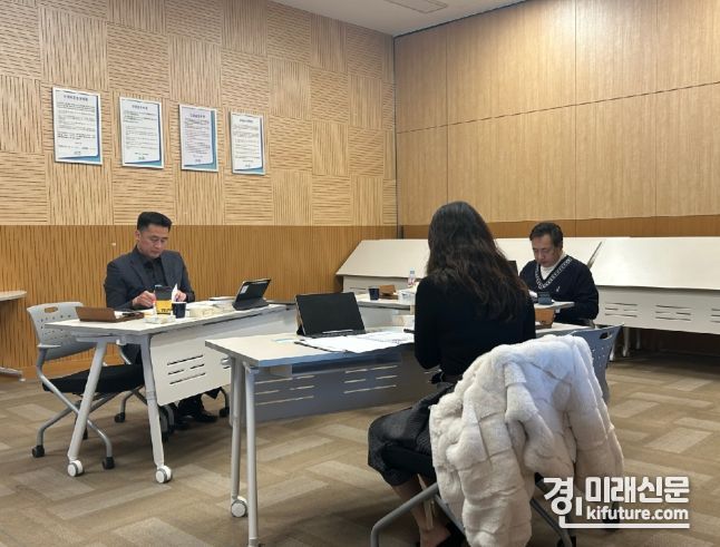 시흥도시공사가 지난 22일 ESG 경영위원회를 개최하고 있다. <사진=시흥도시공사>