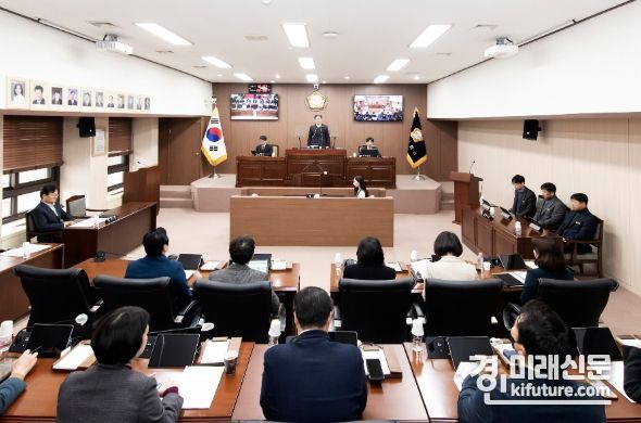 김포시의회가 제229회 정례회 3차 본회의를 열고 있다. <사진=김포시의회>