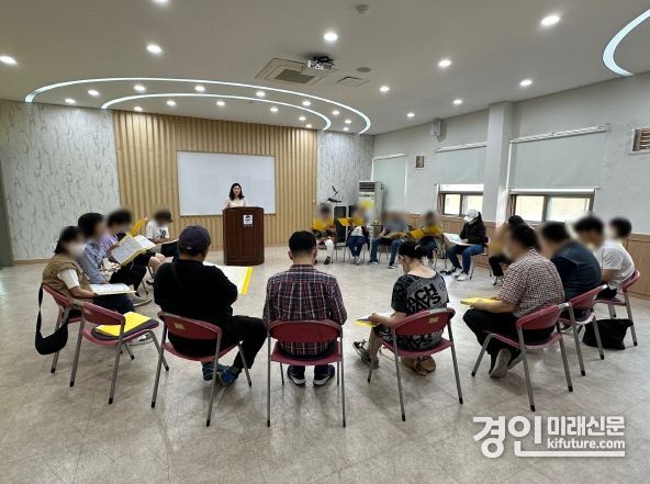 평택시 정신건강복지센터가 정신재활프로그램을 진행하고 있다. <사진=평택시>