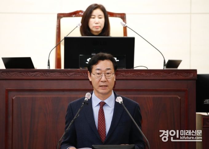 정명근 화성시장이 2024년 첫 시정연설을 하고 있다. <사진=화성시>
