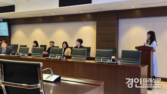군포시가 2023년 하반기 적극행정 우수공무원을 선발하고 있다. <사진=군포시>