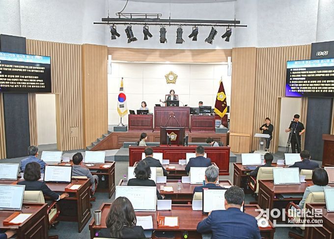화성시의회가 제231회 임시회 제2차 본회의를 열고 있다. <사진=화성시의회>