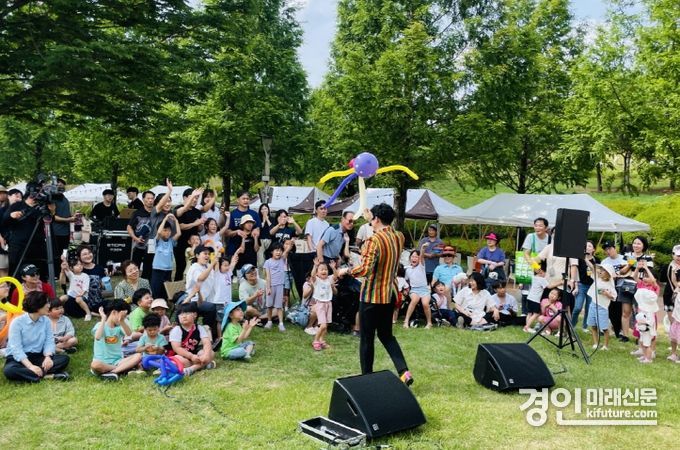 안성미디어센터가 ‘댕댕이 시네마 피크닉’을 개최하고 있다. <사진=안성시>